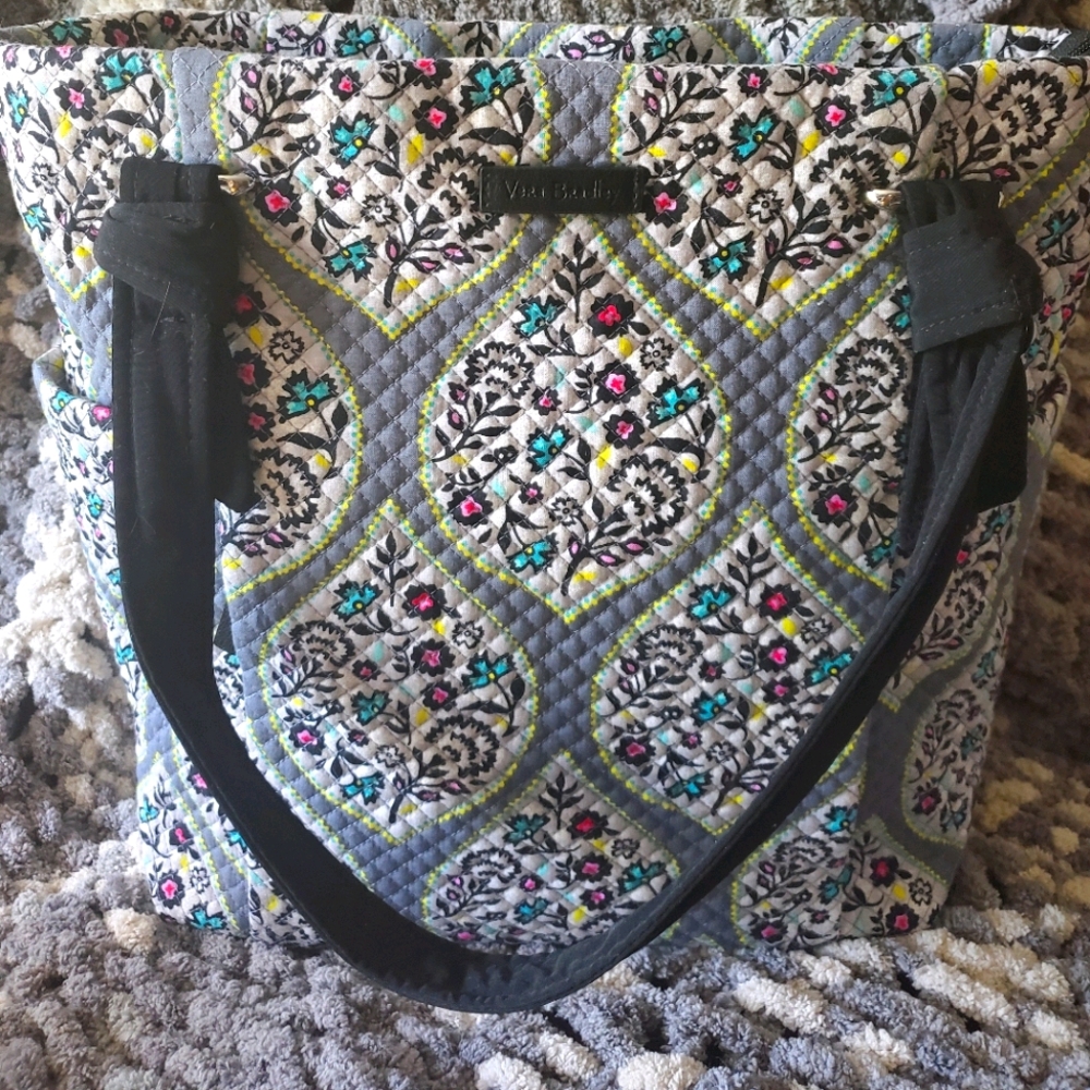 Vera Bradley Hadley Tote - Heritage Leaf